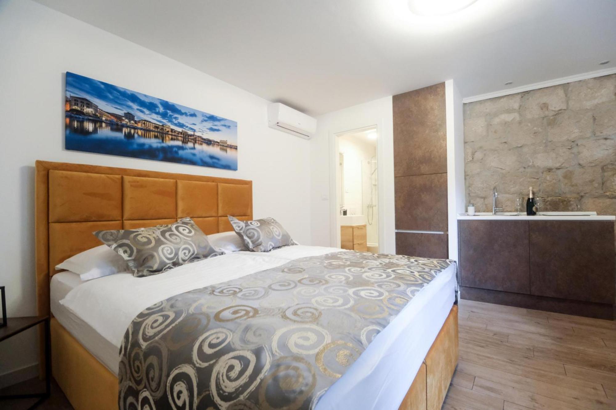 Guesthouse Bepa Split Exterior photo